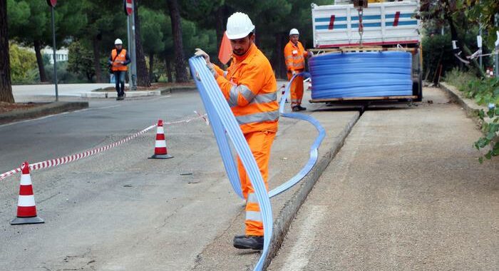 Operaio muore schiacciato in un cantiere