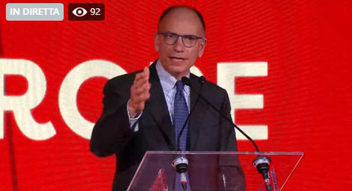 Pd: Letta scherza, premier e segretario Pd lavori precari