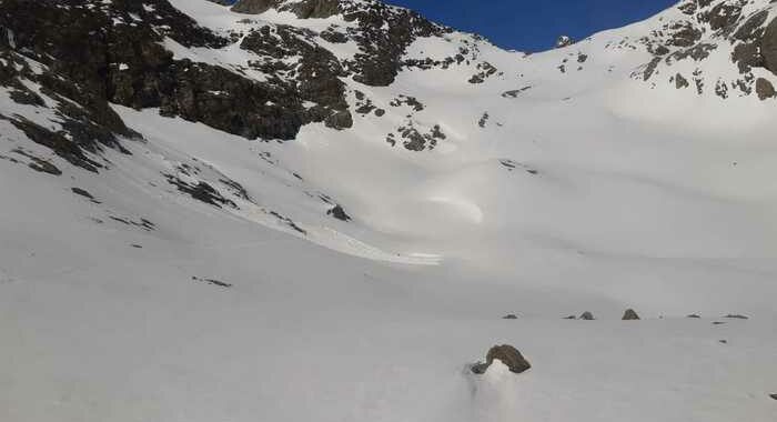 Valanghe: scialpinista morto in Valle d’Aosta