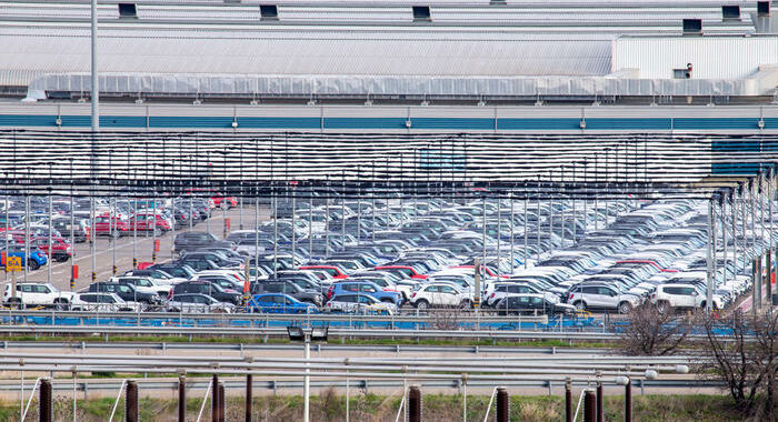 Auto: in Europa +73,7% a maggio, ma sul 2019 -25%