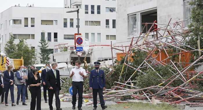 Belgio: 3 morti e 2 dispersi in crollo scuola in costruzione