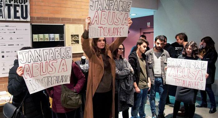 Belgio: regista Jan Fabre citato in giudizio per molestie