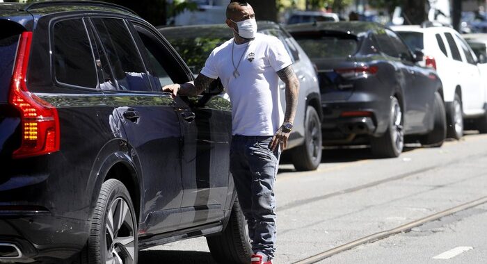 Calcio: Vidal positivo al Covid, ricoverato in Cile