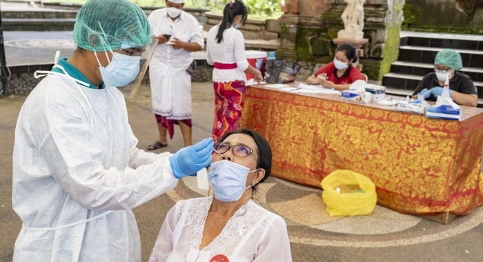 Covid: Croce Rossa, in Indonesia rischio ‘catastrofe’