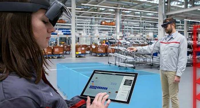 Da Apple a Facebook, carica occhiali a realtà aumentata