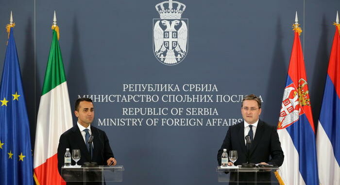 Di Maio a Belgrado, pieno appoggio Italia a integrazione Ue