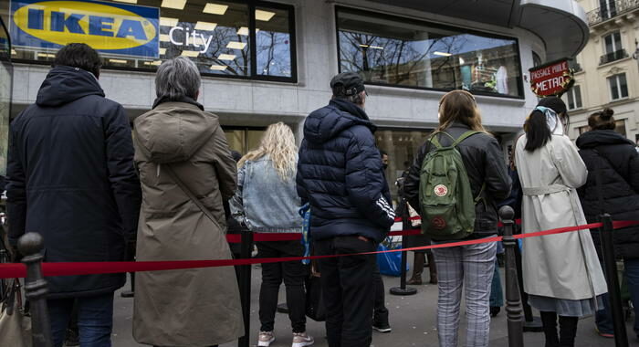 Francia: Ikea, 1 mln multa per spionaggio dipendenti