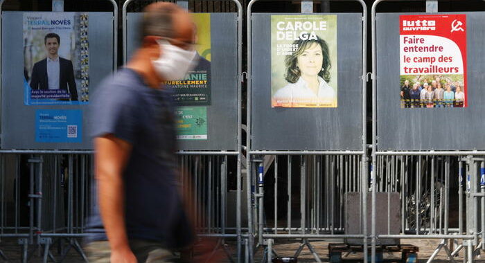 Francia: regionali, urne aperte, al voto in 48 milioni