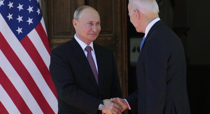 Iniziato il summit Biden-Putin a Ginevra