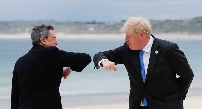 Johnson elogia ruolo Draghi nel G7, ‘grande economista’