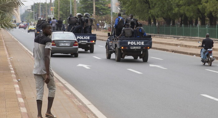Mali sospeso da Unione Africana dopo secondo golpe in 9 mesi