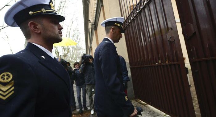 Marò: pm Roma interrogheranno Girone e Latorre
