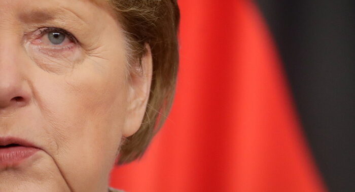 Merkel saluta l’Ue, ‘lascio il giudizio su di me agli altri’