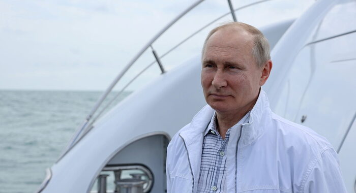 Mosca, non ci aspettiamo svolte al summit Putin-Biden