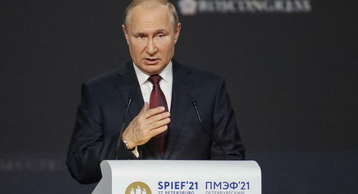 Putin, accuse su cyberattacchi in Usa sono ridicole