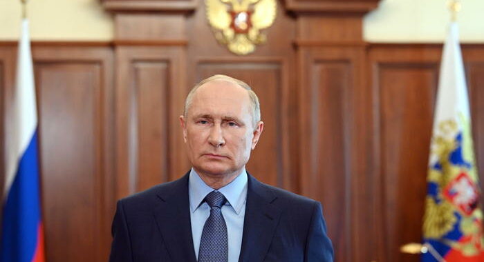 Putin, siamo pronti a una partnership onesta con l’Europa