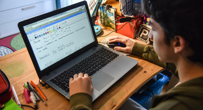Dopo picco dovuto a pandemia, inizia a decrescere mercato Pc