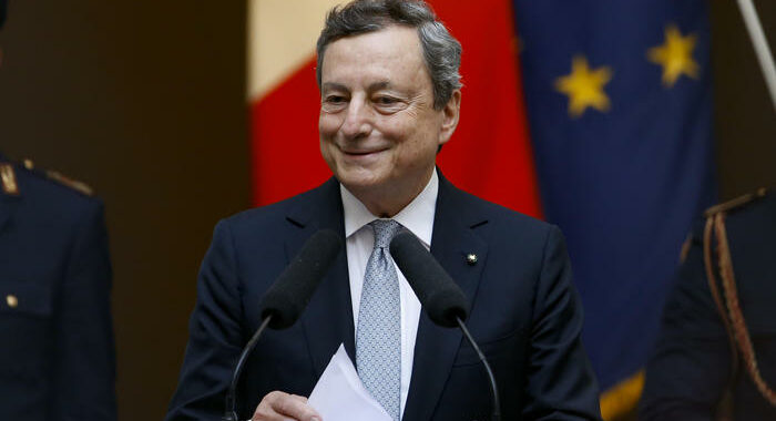 Draghi,settore assicurativo può partecipare a rilancio Paese