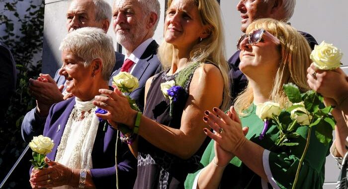 Gb: sorella di Jo Cox vince stesso seggio Labour