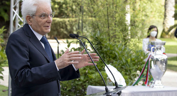 Quirinale: Mattarella riceve presidente INAIL Franco Bettoni
