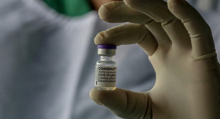 Vaccini: autorità Usa escludono necessità terza dose