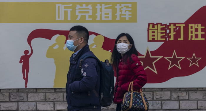 Vaccini: Cina, somministrate oltre 1,5 miliardi di dosi