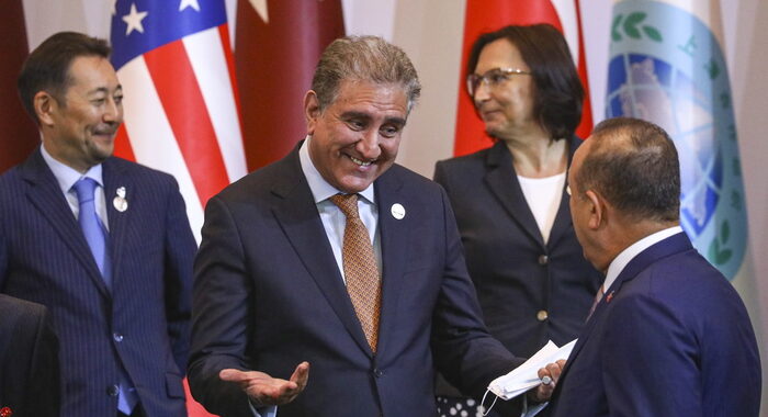 Afghanistan, inviato Usa va in Qatar per negoziati con talebani