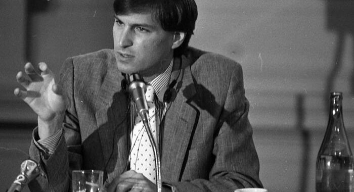 Asta record per il manuale di Apple II firmato da Steve Jobs
