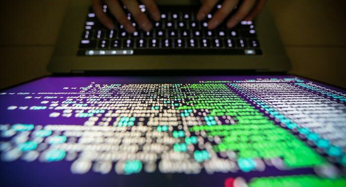 Attacchi ransomware, nel 2021 richieste riscatti fino 50 mln