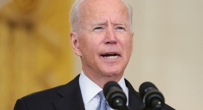 Biden ammette, Afghanistan caduto prima del previsto