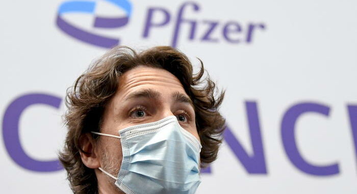 Canada: proteste no-vax, Trudeau cancella comizio