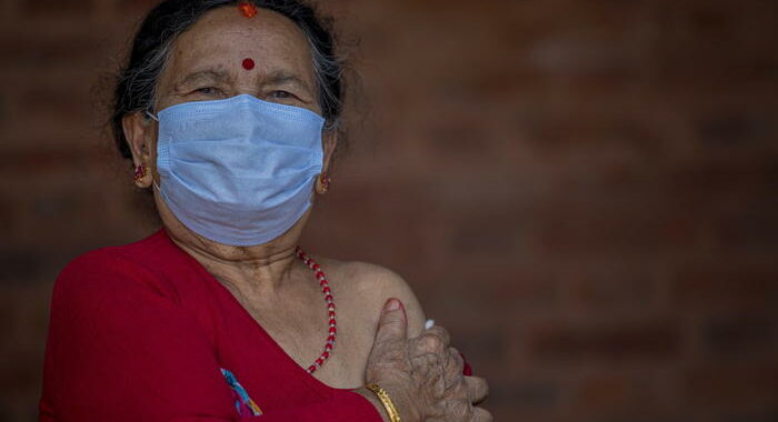 Covid: India, calano i casi, mai così bassi da marzo