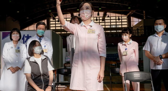 Covid: Taiwan, al via campagna con vaccino autoprodotto