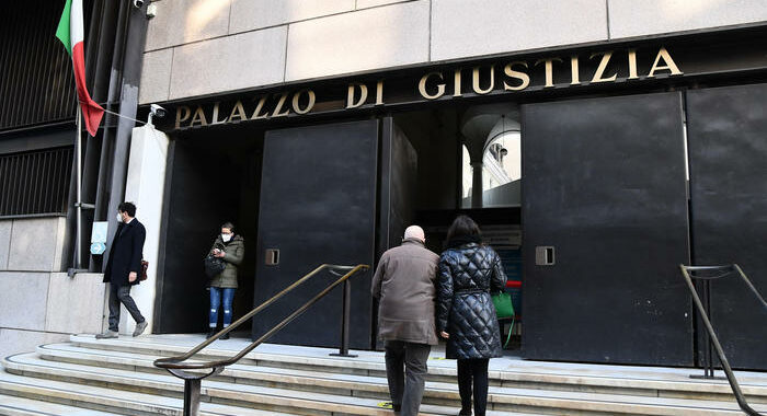 Giustizia: Radicali, referendum primo passo verso la riforma