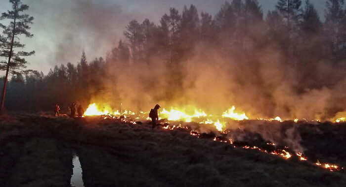 Greenpeace, in Siberia l’incendio più grande del mondo