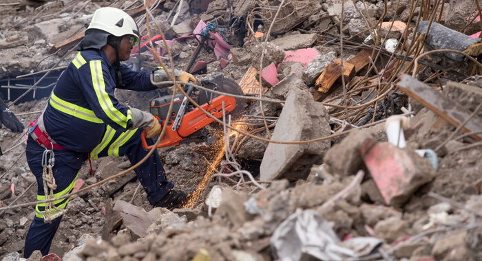 Haiti, il bilancio del terremoto sale ad almeno 2.189 morti