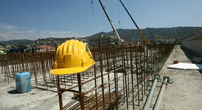 Lavoro: Inail, in 7 mesi +8,3% infortuni, 677 morti (-5,4%)