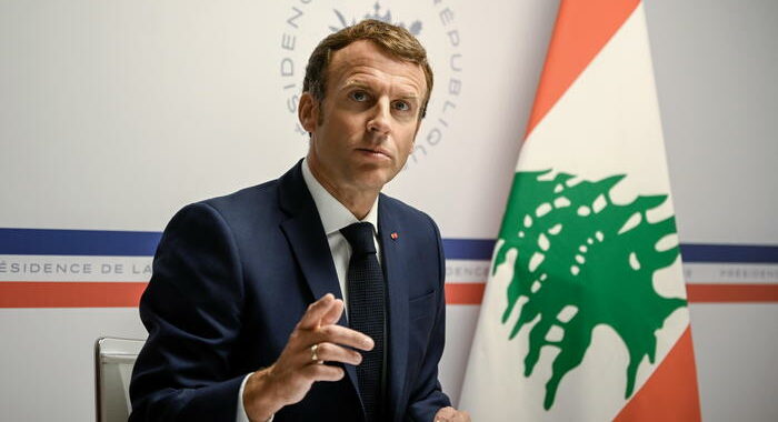 Libano: Macron,scommessa sul degrado errore storico e morale