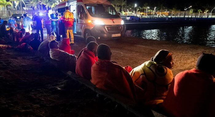 Migranti: ong,7 bimbi tra 29 morti in naufragio Canarie