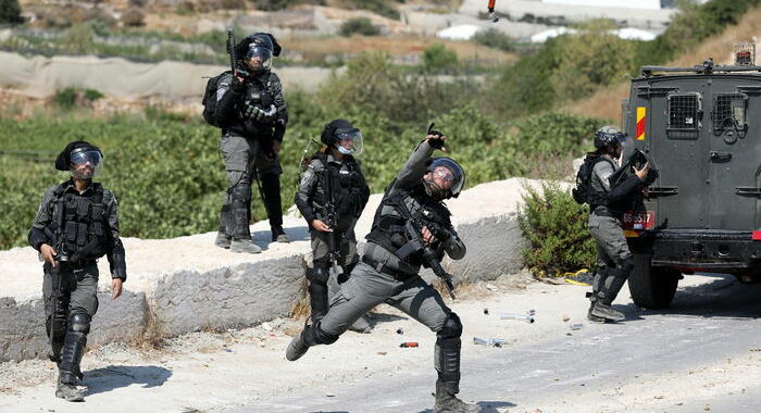 Palestinese ucciso da soldati israeliani in Cisgiordania