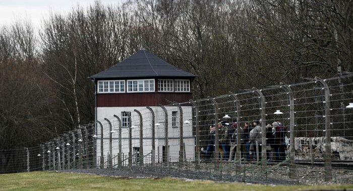 Polemica in Germania, il Tour ciclistico passa a Buchenwald