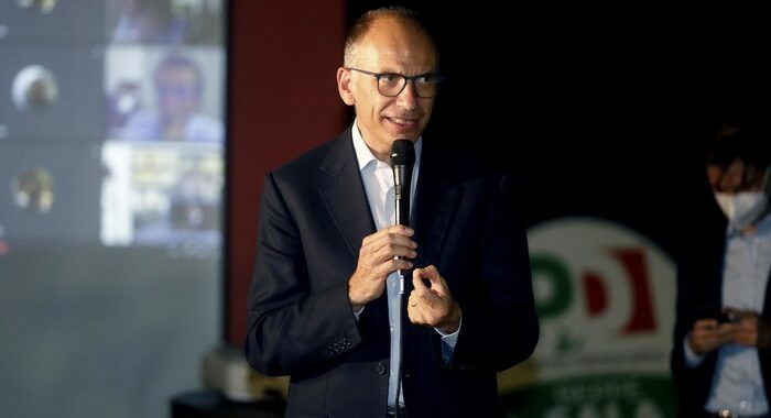 Reddito cittadinanza: Letta,no a cancellazione,va migliorato