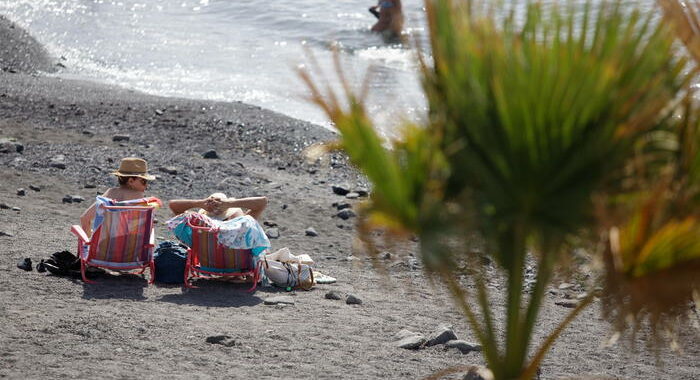 Spagna: allerta caldo alle Canarie, 41 gradi a mezzanotte