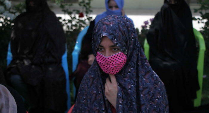 Talebani, ‘donne al governo, ma nel rispetto della Sharia’