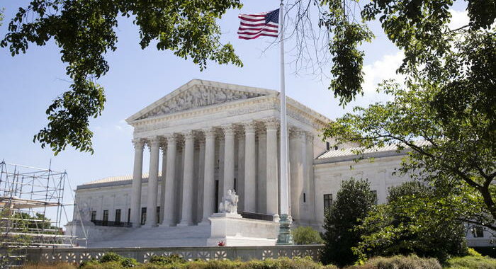 Usa: allarme bomba, evacuata anche sede Corte Suprema