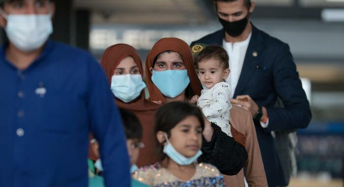 Afghanistan: Qatar a Talebani, aprire corridoio umanitario
