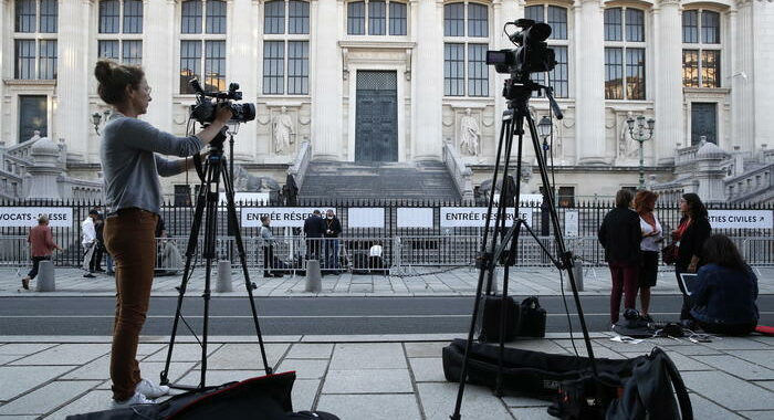 Al via processo 13/11 a Parigi, Abdeslam in tribunale