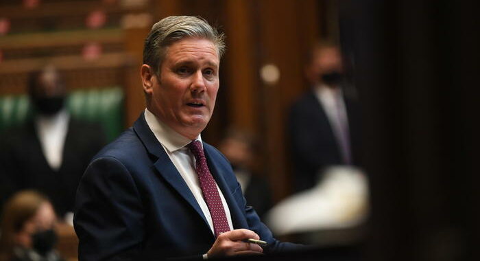 Gb:Starmer la spunta,in Labour nuove regole pro nomenclatura
