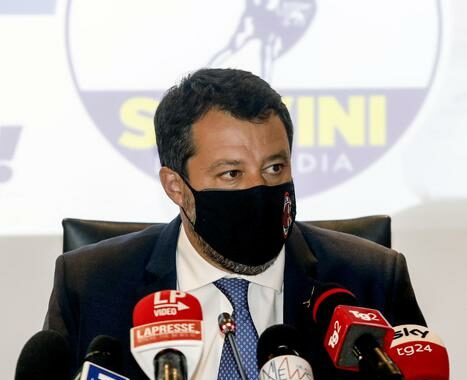 Green pass: Salvini, viviamo periodo cupo con pensiero unico