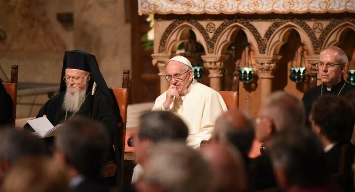 Papa: appello con ortodossi e anglicani per il clima